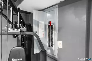 104 Oakdale St, Bridgeport, CT 06606 - Photo 24