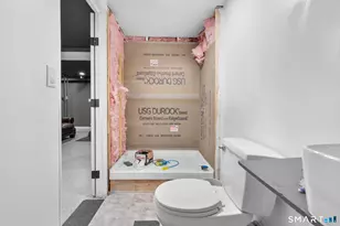 104 Oakdale St, Bridgeport, CT 06606 - Photo 32