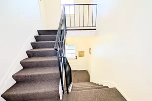 15 Cherry Hill Dr, Bridgeport, CT 06606 - Photo 12