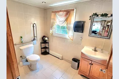 635 Talcottville Road, Vernon, CT 06066 - Photo 10