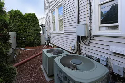 71 Bridgeport Avenue, Milford, CT 06460 - Photo 10