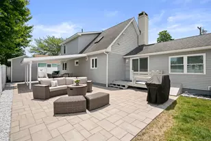 56 Columbus Ave, Old Lyme, CT 06371 - Photo 6