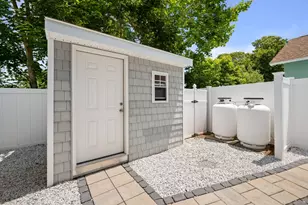 56 Columbus Ave, Old Lyme, CT 06371 - Photo 36