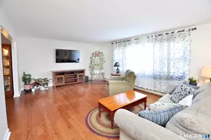 17 Jefferson Dr, New Milford, CT 06776 - Photo 6