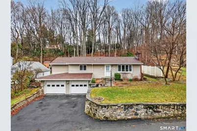 6 Brighton Street, Danbury, CT 06811 - Photo 34