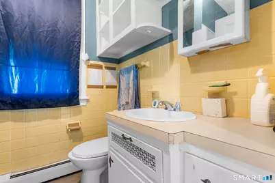 142 Gracey Avenue, Meriden, CT 06451 - Photo 22