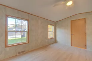 932 Long Cove Rd, Ledyard, CT 06335 - Photo 10