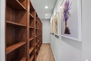 66 Dogwood Ln, Trumbull, CT 06611 - Photo 8