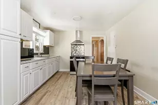 170 Hillside Ave, Bridgeport, CT 06604 - Photo 6