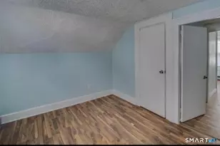 36 Lee Ave, Bridgeport, CT 06605 - Photo 20