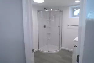 114 -116 B Laurel Pl, Bridgeport, CT 06604 - Photo 6