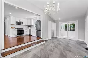 7 Fairview Ave, Trumbull, CT 06611 - Photo 4