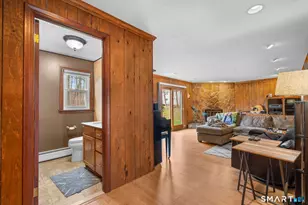 46 Burnwood Dr, Bloomfield, CT 06002 - Photo 26