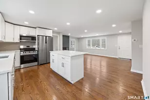 90 Troiano Rd, Hamden, CT 06518 - Photo 6