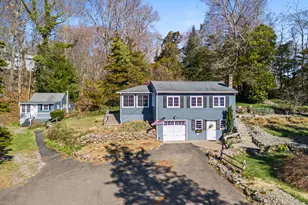 107 Horse Pond Rd, Madison, CT 06443 - Photo 2