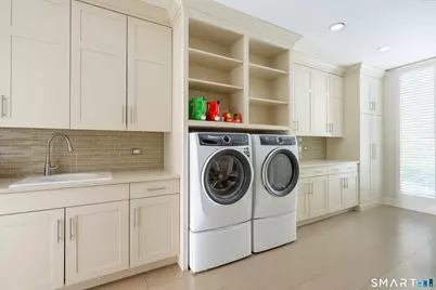 38 Partridge Hollow Road, Greenwich, CT 06831 - Photo 18