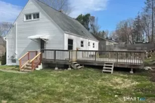 12 Berkshire Cir, Ansonia, CT 06401 - Photo 18