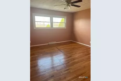 12 Berkshire Circle, Ansonia, CT 06401 - Photo 10