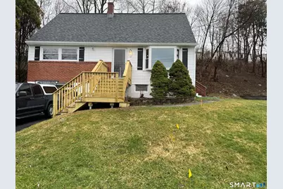 12 Berkshire Circle, Ansonia, CT 06401 - Photo 2