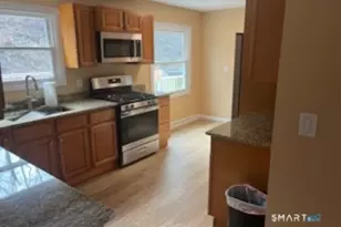 12 Berkshire Cir, Ansonia, CT 06401 - Photo 16