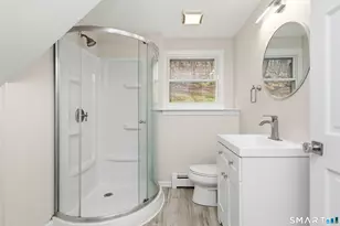 46 Rainbow Ct, Hamden, CT 06514 - Photo 20