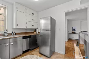 869 Farmington Ave, West Hartford, CT 06119 - Photo 20