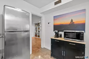 869 Farmington Ave, West Hartford, CT 06119 - Photo 22