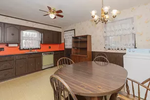 68 Valentino Dr, Waterbury, CT 06704 - Photo 8