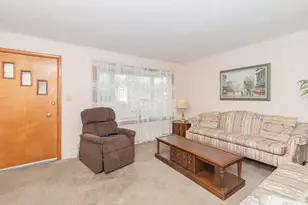 68 Valentino Dr, Waterbury, CT 06704 - Photo 4