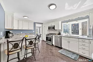 111 Willie Cir, Tolland, CT 06084 - Photo 2