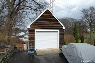 14 Arden Rd, Waterbury, CT 06708 - Photo 8