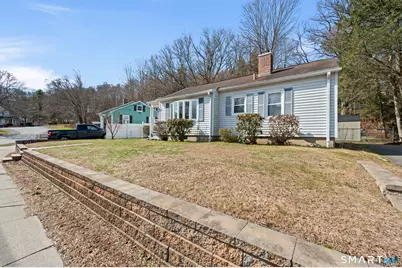 105 Brookside Avenue, Naugatuck, CT 06770 - Photo 4