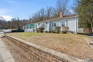 105 Brookside Ave, Naugatuck, CT 06770 - Photo 4