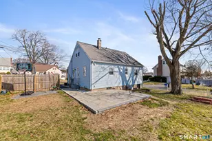 255 Ruth St, Bridgeport, CT 06606 - Photo 8