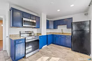 255 Ruth St, Bridgeport, CT 06606 - Photo 10