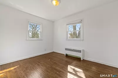 255 Ruth Street, Bridgeport, CT 06606 - Photo 18