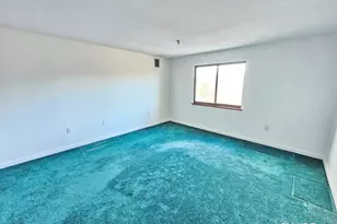 45 Putter Dr, Wallingford, CT 06492 - Photo 10