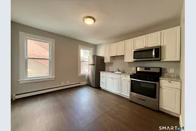 135 Caroline Street #2R, Bridgeport, CT 06608 - Photo 2