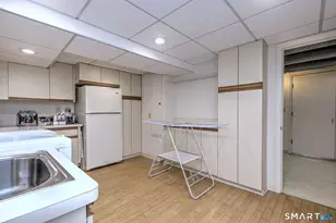 690 Forest Rd, West Haven, CT 06516 - Photo 30