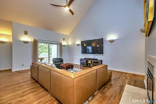 690 Forest Rd, West Haven, CT 06516 - Photo 4