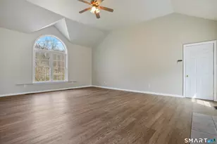 72 Perry Hill Rd, Shelton, CT 06484 - Photo 10