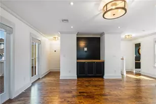 75 Strickland Rd, Greenwich, CT 06807 - Photo 10