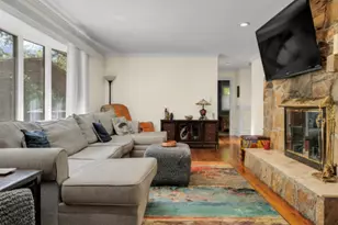 975 Main St, Hamden, CT 06514 - Photo 10