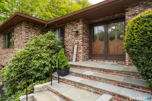 975 Main St, Hamden, CT 06514 - Photo 4