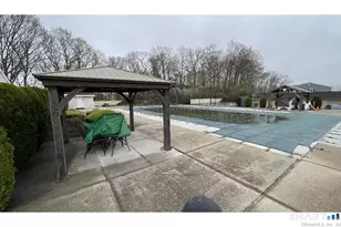 81 Deer Run, Bethel, CT 06801 - Photo 22