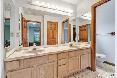 65 Arrowwood Place, Stratford, CT 06614 - Photo 32