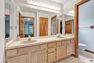 65 Arrowwood Pl, Stratford, CT 06614 - Photo 32
