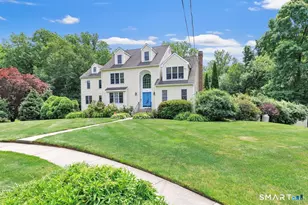 65 Arrowwood Pl, Stratford, CT 06614 - Photo 1