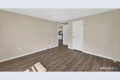 121 Milldale Avenue, Southington, CT 06479 - Photo 14