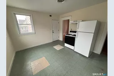 182 Sheridan Street #2, Bridgeport, CT 06610 - Photo 4